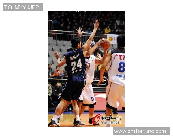 东莞男篮迎战浙江稠州全力争胜展现球队实力与决心